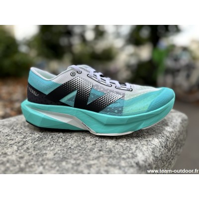 NEW BALANCE Fuelcell Rebel...