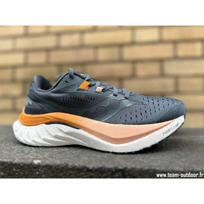 SAUCONY Endorphin Speed 4...