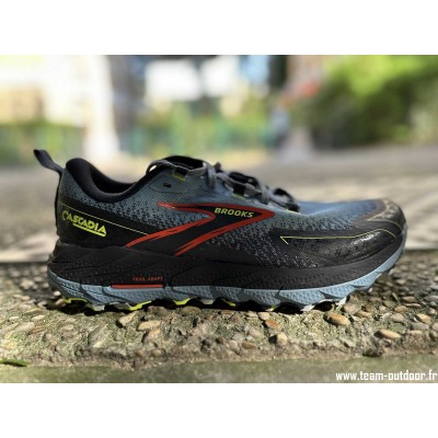 BROOKS Cascadia 18 Homme...