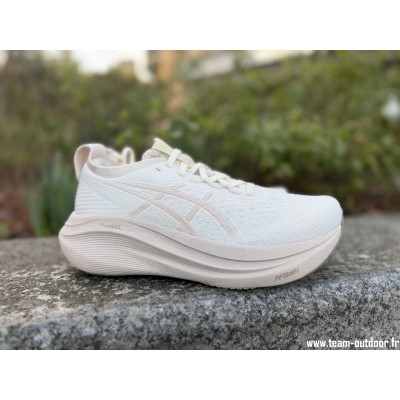 ASICS Gel Nimbus 27 Femme...