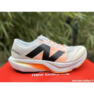 NEW BALANCE FuelCell Rebel...